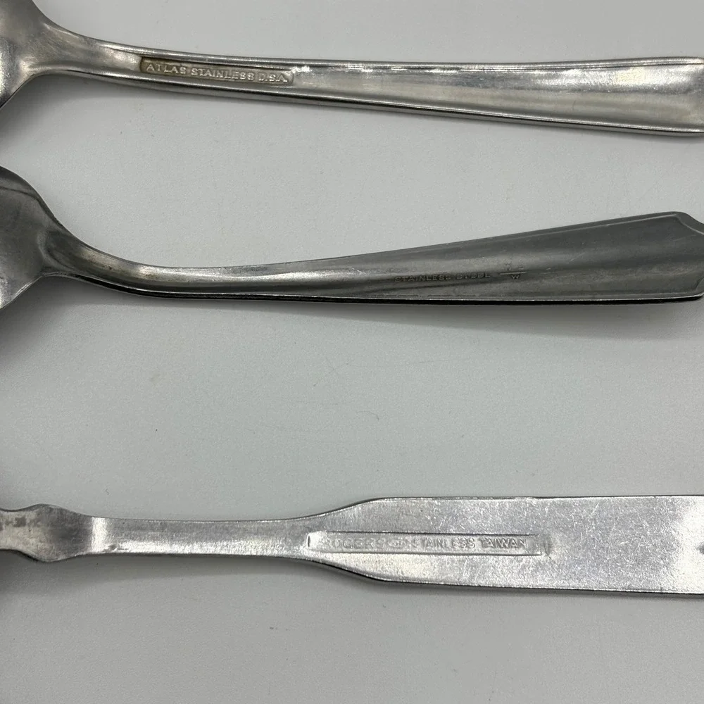 Mixed Brand Stainless Steel Teaspoons Lot of 9 Oneida Rogers Atlas Silver 6in